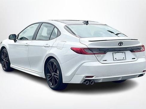 Used 2025 Toyota Camry XSE image 12