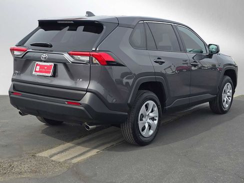 Used 2025 Toyota RAV4 LE image 3