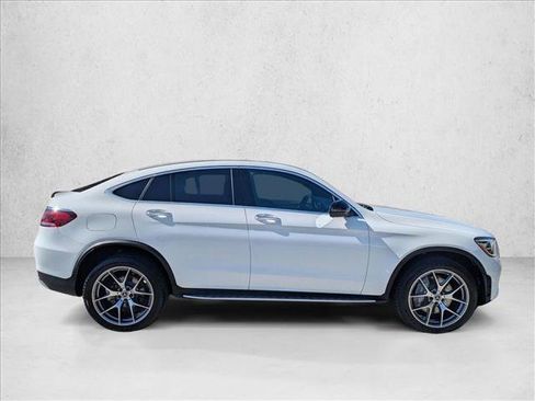 Used 2020 Mercedes-Benz GLC 300 4MATIC Coupe image 4
