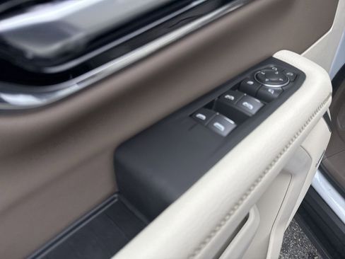 New 2026 GMC Yukon Denali AWD/4WD image 13