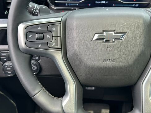 Used 2025 Chevrolet Silverado 1500 LT Trail Boss w/ Convenience Package II AWD/4WD image 26