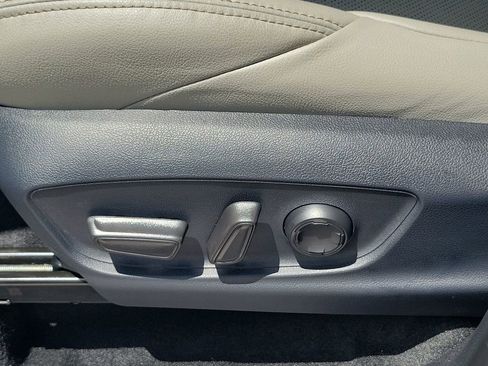 New 2025 Toyota Tacoma Limited image 29