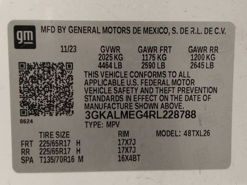 Used 2024 GMC Terrain SLE FWD image 33