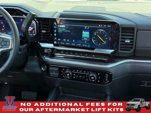 Used 2026 Chevrolet Silverado 2500 LTZ w/ LTZ Plus Package AWD/4WD image 35