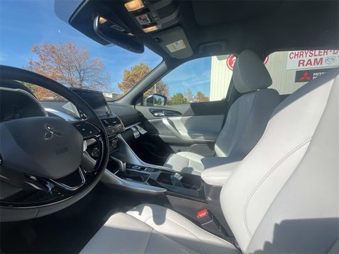 New 2026 Mitsubishi Eclipse Cross SEL image 10