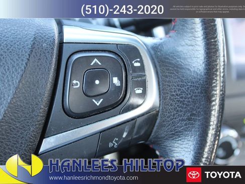 Used 2017 Toyota Camry SE FWD image 27