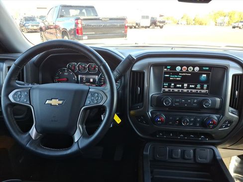 Used 2017 Chevrolet Silverado 1500 High Country image 17