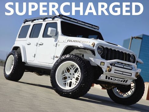 Used 2022 Jeep Wrangler Unlimited Rubicon w/ Trailer Tow Package AWD/4WD image 1