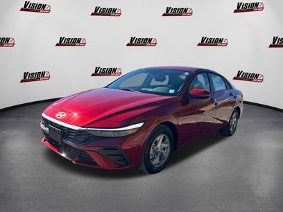 New 2025 Hyundai Elantra SE