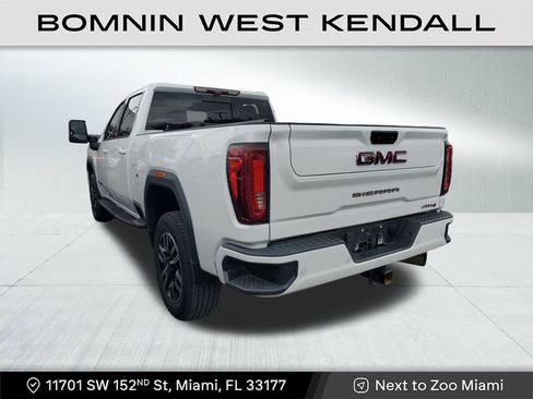 Used 2021 GMC Sierra 2500 AT4 w/ AT4 Premium Plus Package image 4