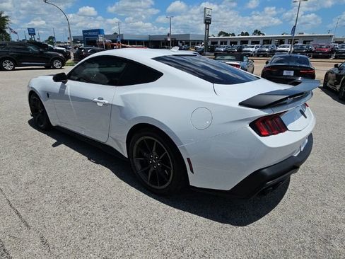 Used 2024 Ford Mustang Dark Horse RWD image 5