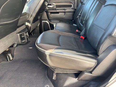 Used 2022 RAM 3500 Laramie image 17