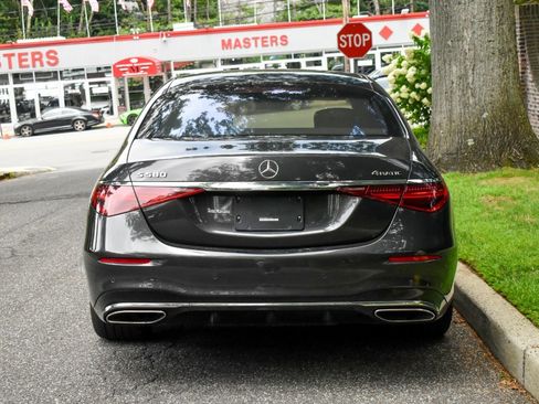 Used 2022 Mercedes-Benz S 580 4MATIC Sedan image 6
