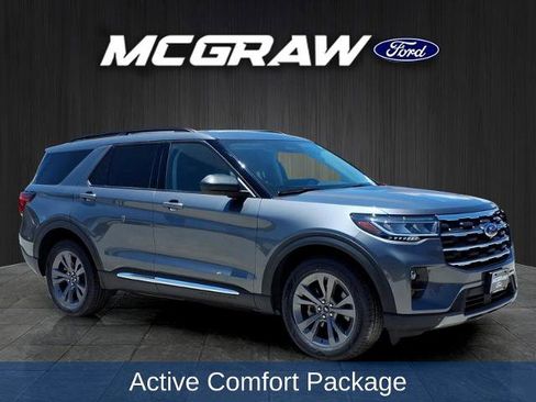 Certified 2025 Ford Explorer Active w/ Active Comfort Package AWD/4WD image 5