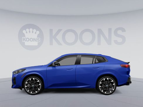 Used 2025 BMW X2 M35i w/ Premium Package AWD/4WD image 2