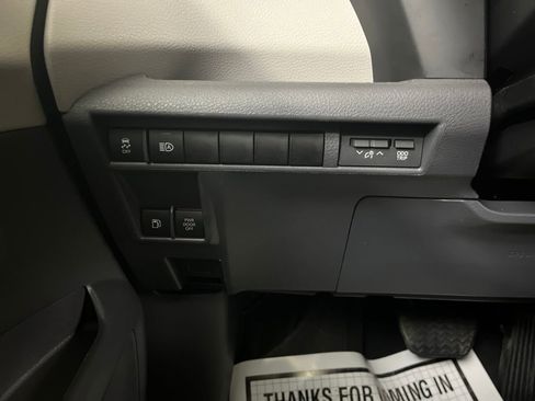 Used 2024 Toyota Sienna XLE image 53