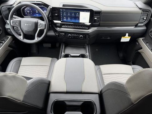 New 2026 Chevrolet Silverado 2500 ZR2 AWD/4WD image 11