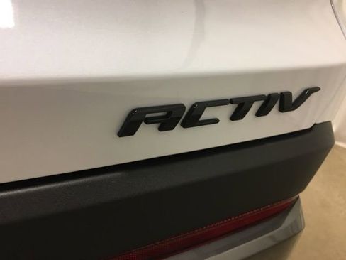 New 2026 Chevrolet Equinox ACTIV w/ Convenience Package III image 14