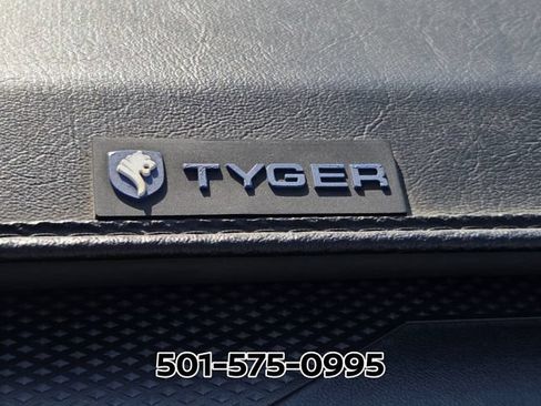 Used 2024 Nissan Frontier PRO-4X w/ Off-Road Protection Package AWD/4WD image 9