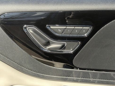 Used 2024 Buick Encore GX Preferred w/ Comfort Package FWD image 22