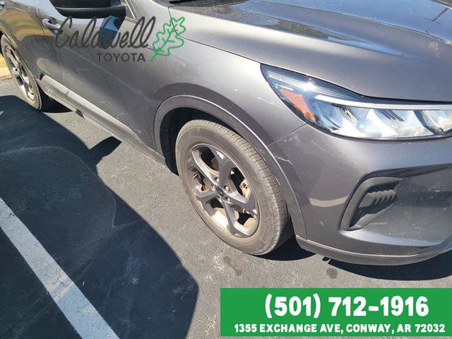 Used 2023 Ford Escape ST-Line w/ Tech Pack #1 FWD image 4