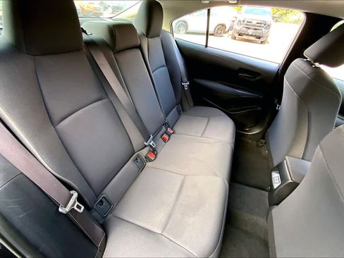 Used 2024 Toyota Corolla LE FWD image 19