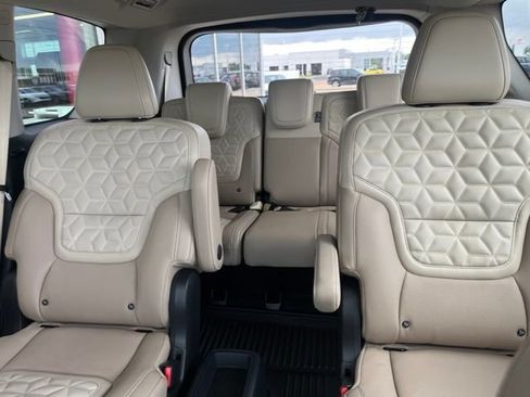 New 2026 Nissan Armada Platinum AWD/4WD image 19
