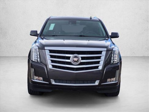 Used 2015 Cadillac Escalade Premium RWD image 2