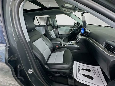Certified 2024 Ford Explorer XLT w/ Equipment Group 202A AWD/4WD image 36