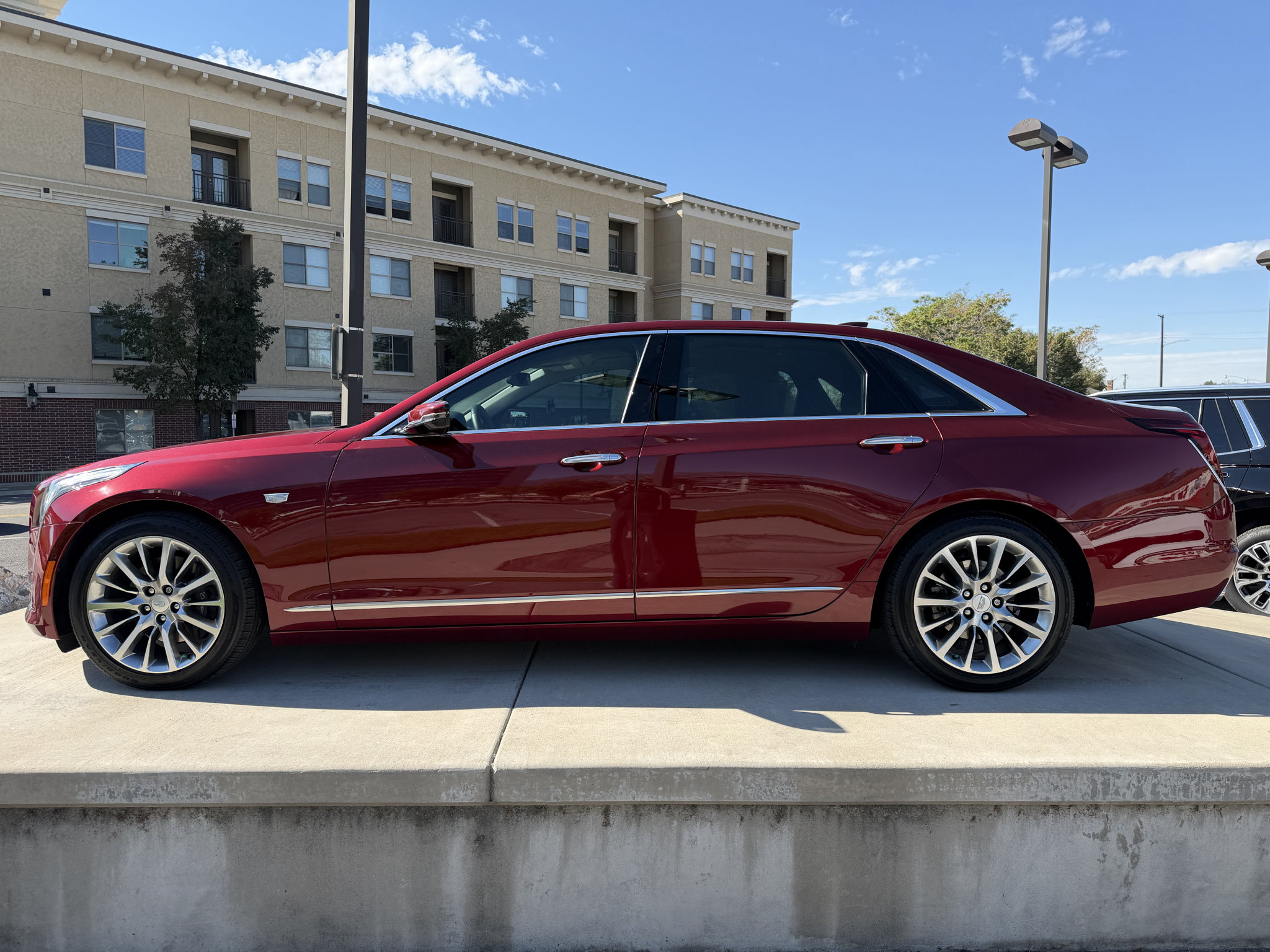Used 2017 Cadillac CT6 Luxury AWD/4WD image 8