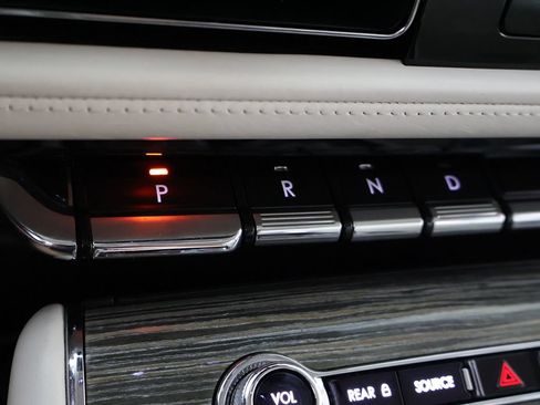 Used 2020 Lincoln Aviator Black Label w/ Dynamic Handling Package AWD/4WD image 59