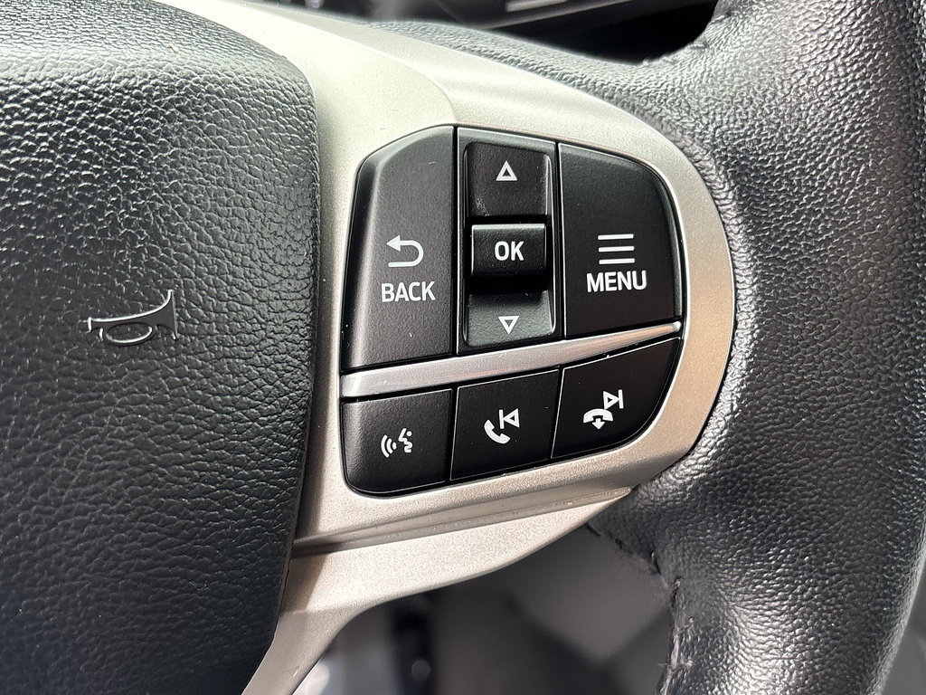 Used 2024 Ford Explorer Limited AWD/4WD image 18