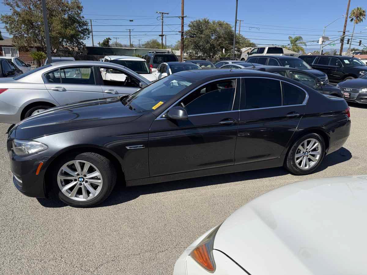 Used 2014 BMW 528i Sedan RWD image 2