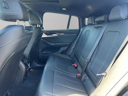 Used 2025 BMW X4 xDrive30i AWD/4WD image 15