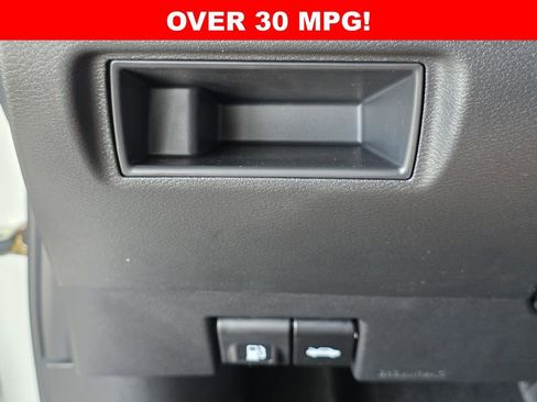 New 2025 Nissan Versa SV w/ Trunk Package FWD image 18