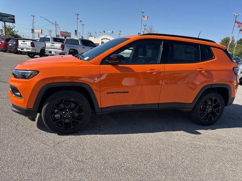New 2026 Jeep Compass Latitude AWD/4WD image 3