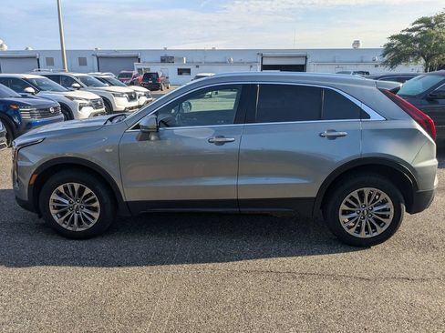 Used 2024 Cadillac XT4 Premium Luxury FWD image 7
