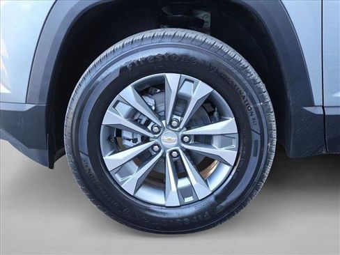 New 2026 Chevrolet Equinox LT w/ Convenience Package II FWD image 10