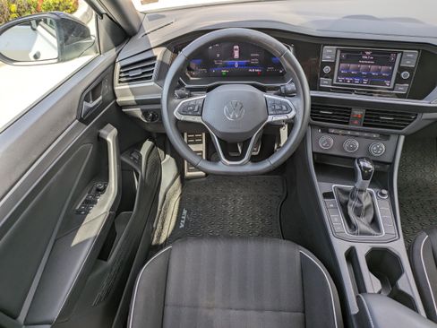 Certified 2024 Volkswagen Jetta Sport FWD image 15
