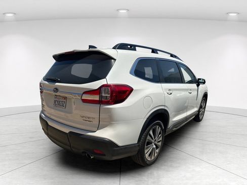 Used 2022 Subaru Ascent Limited AWD/4WD image 6