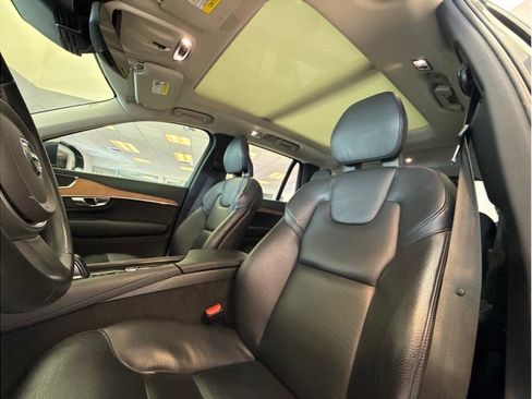 Used 2021 Volvo XC90 T8 Inscription Expression w/ Protection Package Premier AWD/4WD image 14