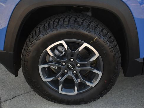 New 2026 Chevrolet Equinox ACTIV image 9