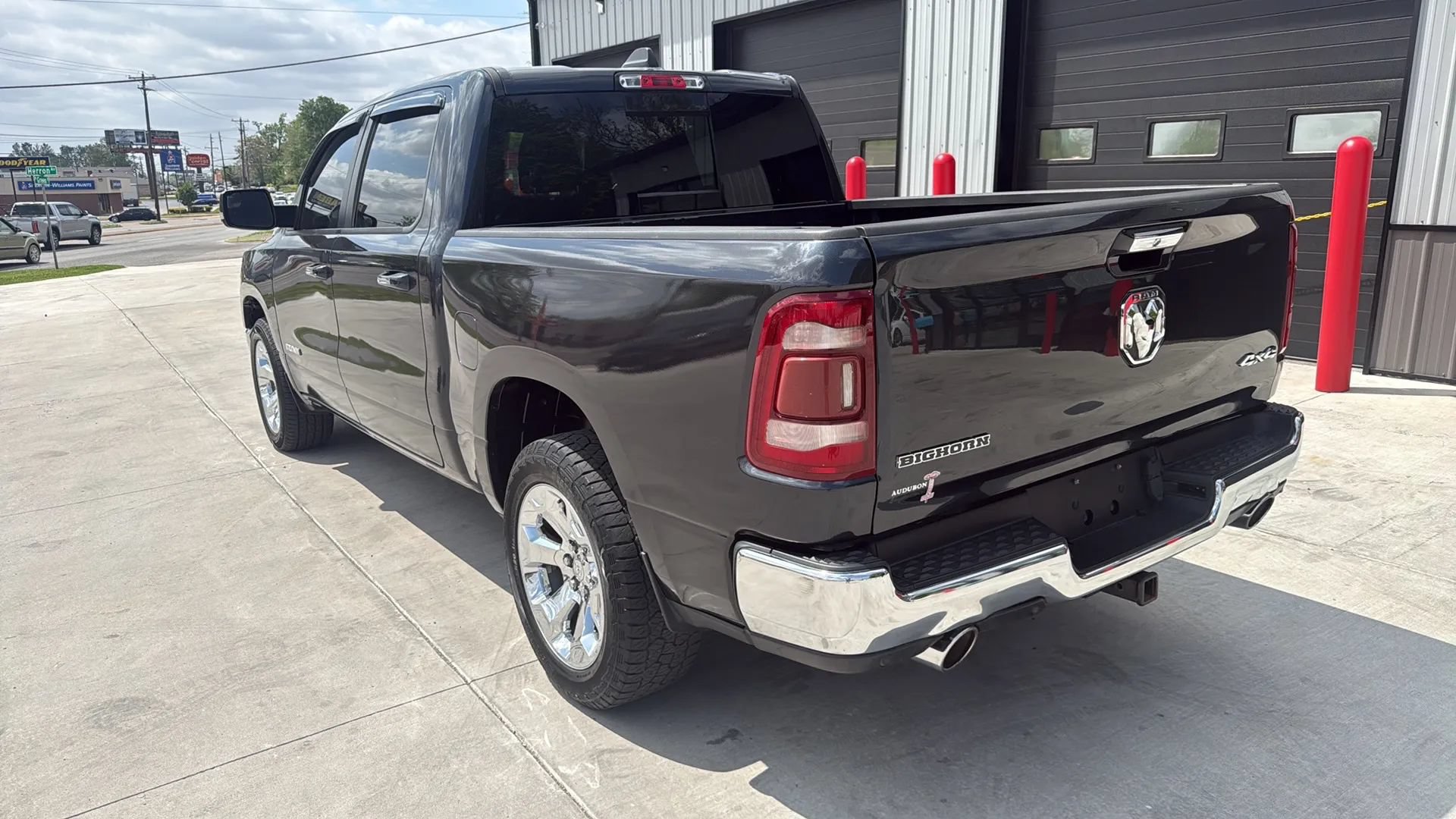 Used 2019 RAM 1500 Big Horn AWD/4WD image 2