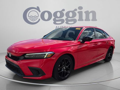 Used 2022 Honda Civic Sport image 2