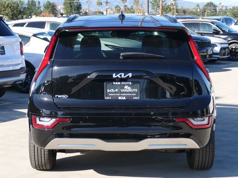 New 2025 Kia Niro Wave w/ Wave Preserve Package image 5
