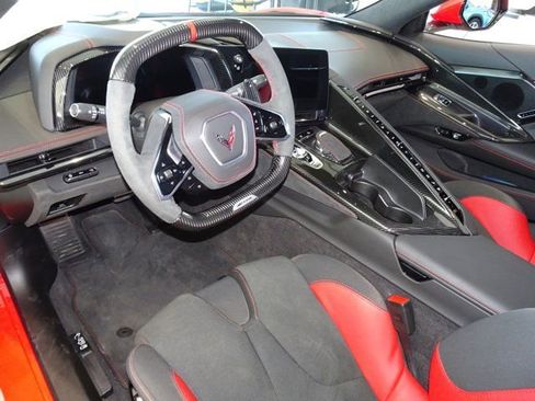 Used 2024 Chevrolet Corvette Z06 w/ Z07 Performance Package image 13