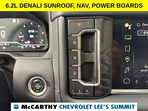 Used 2023 GMC Yukon Denali AWD/4WD image 11