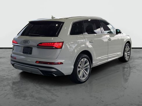 Used 2025 Audi Q7 3.0T Premium Plus AWD/4WD image 2