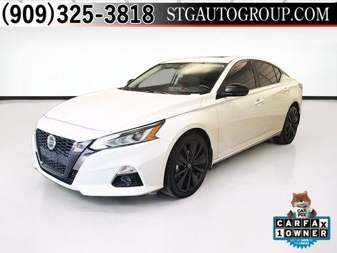 Used 2022 Nissan Altima 2.5 SR w/ Midnight Edition Package AWD/4WD image 1
