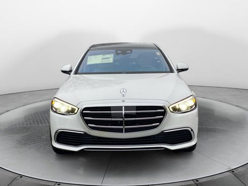 New 2026 Mercedes-Benz S 580 4MATIC Sedan image 2